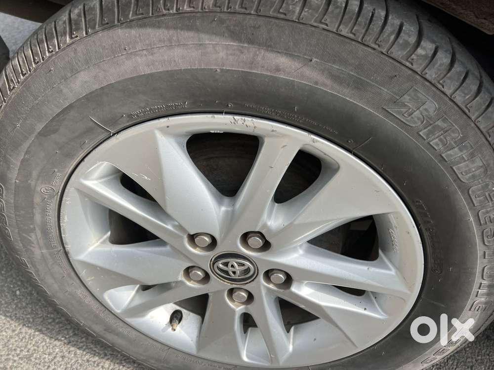 Toyota Innova Crysta 2.4 Gx Mt, 2018, Diesel
