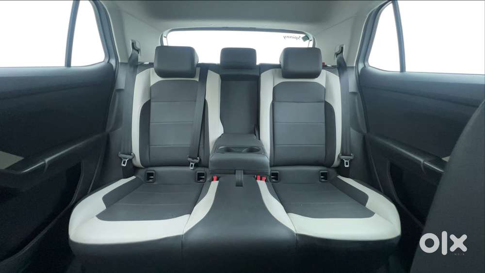 Volkswagen Taigun Topline 1.0 Tsi At (electric Seats), 2022, Petrol