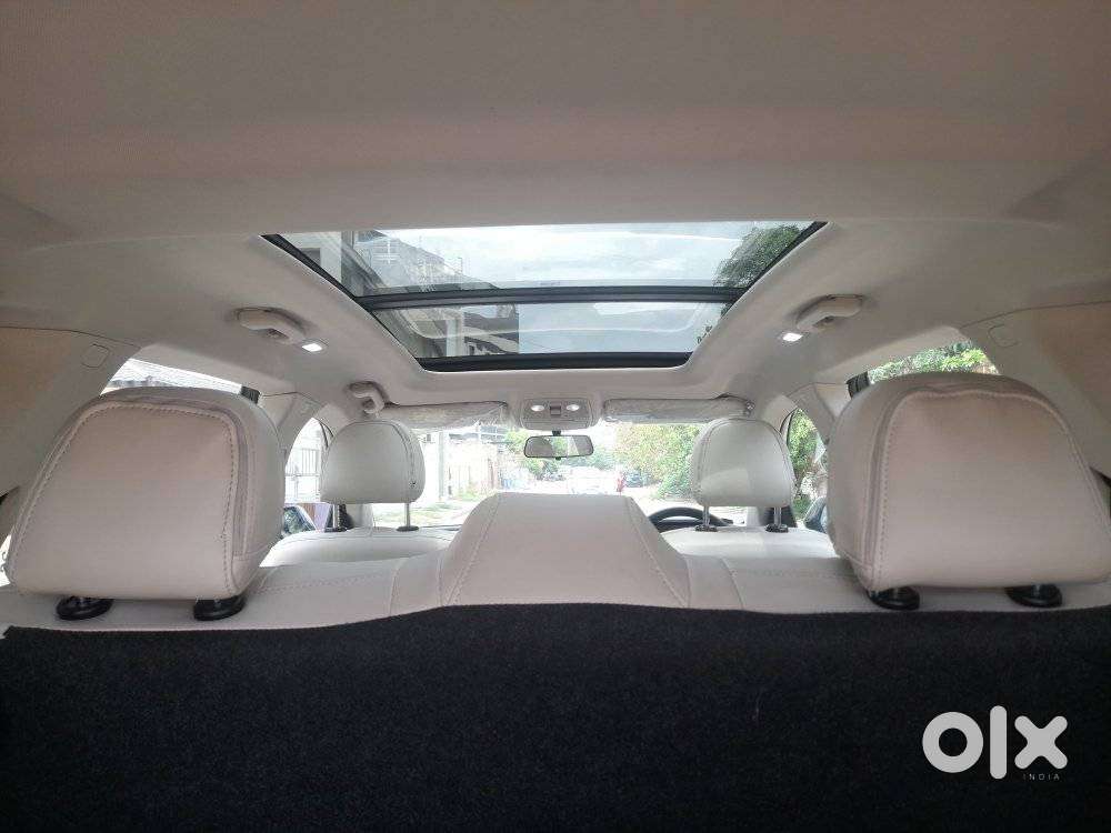 Mahindra Xuv700 2.2 Ax 5 Diesel Mt Str, 2022, Diesel