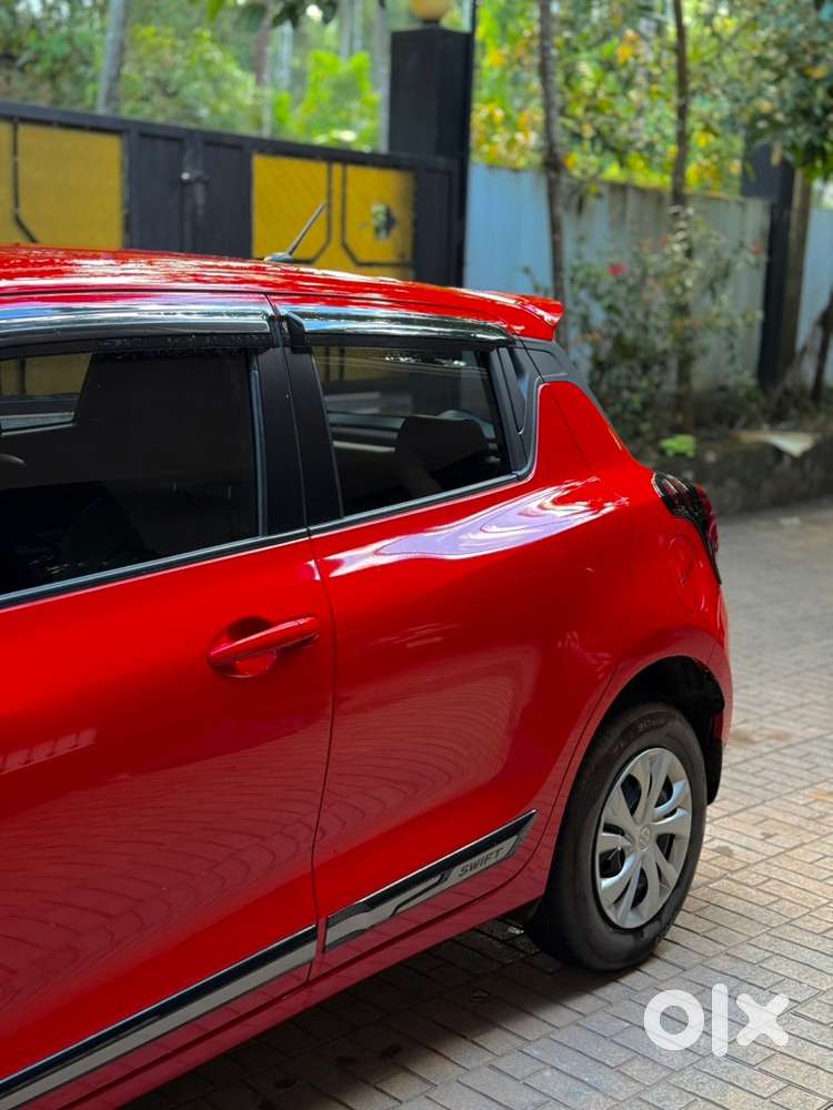 Maruti Suzuki Swift Vxi 2023