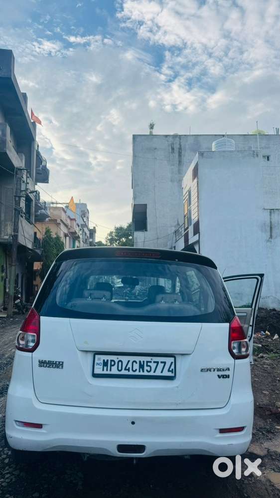 Maruti Suzuki Ertiga Diesel 2014 Well Maintained