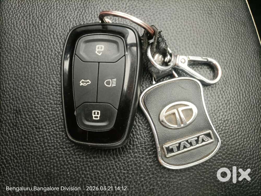 Tata Altroz Xza Petrol, 2022