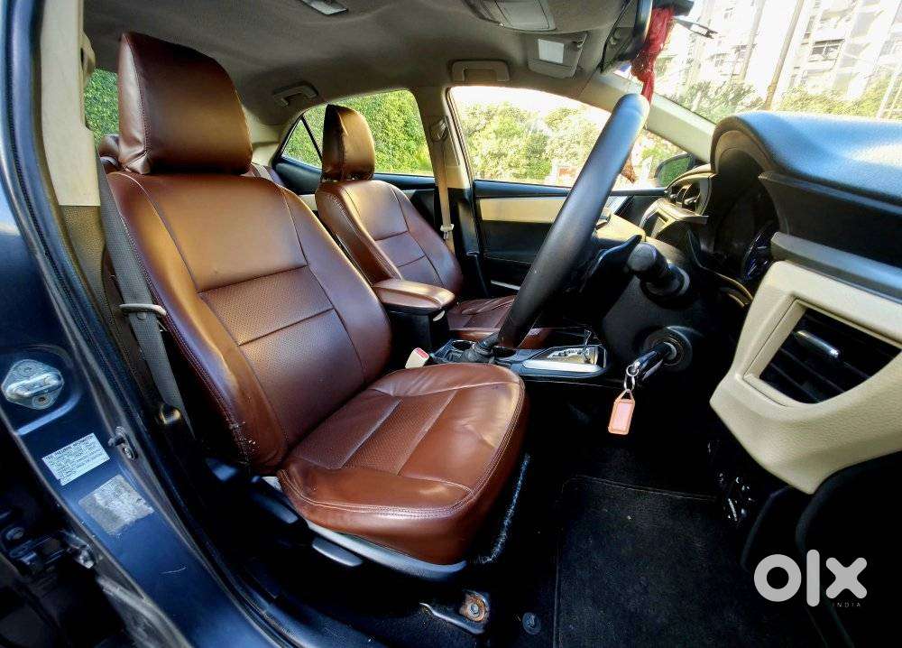 Toyota Corolla Altis G At, 2014, Petrol