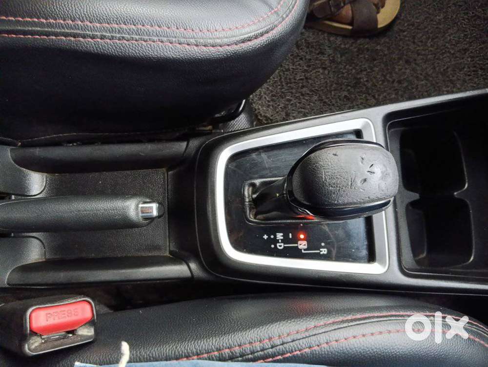 Maruti Suzuki Swift Vvt Vxi, 2021, Petrol