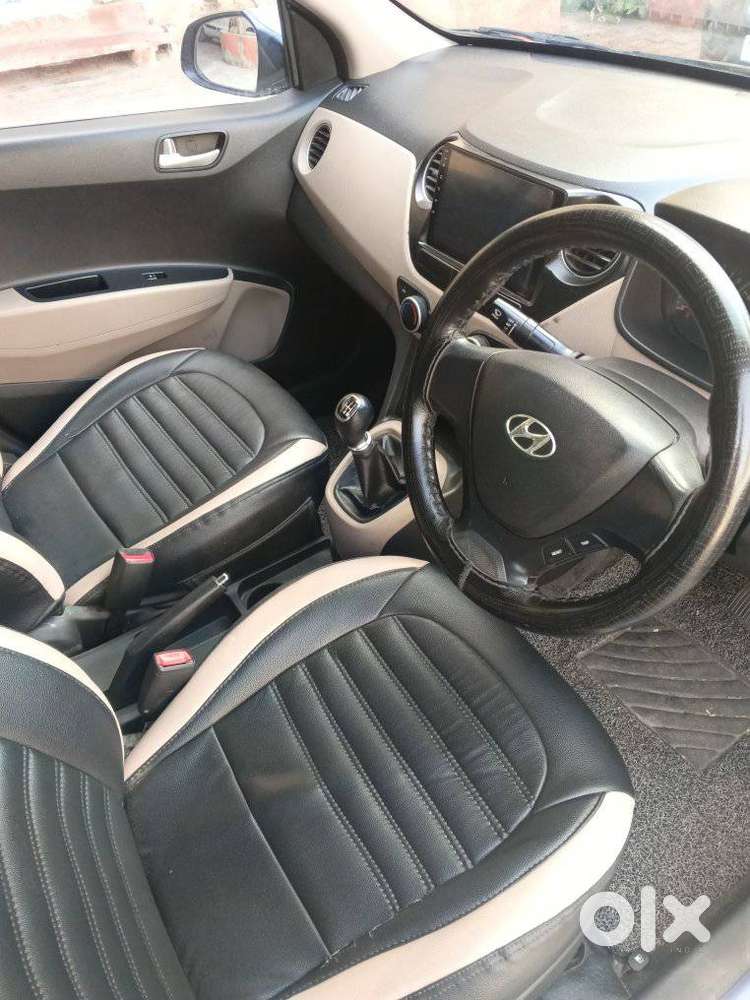 Hyundai Grand I10 Sportz, 2013, Petrol