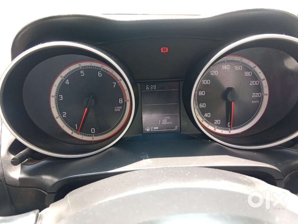Maruti Suzuki Swift 1.2 Vxi (o), 2023, Petrol