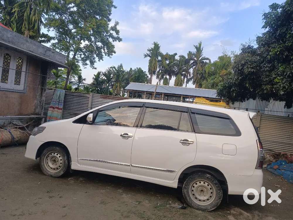 Toyota Innova Petrol Manual 2014