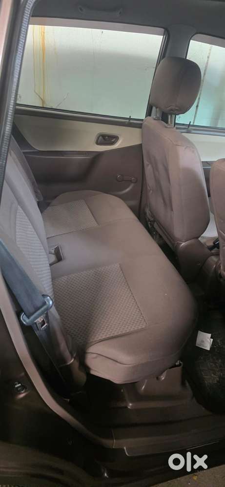 Maruti Suzuki Zen Estilo Lxi Bs Iv, 2011