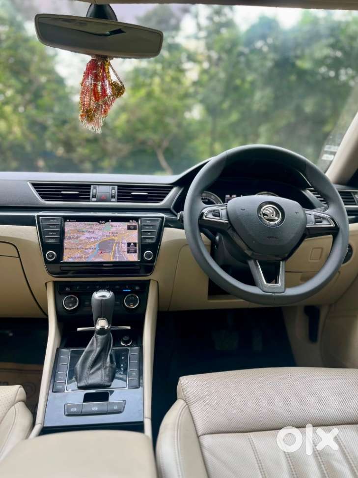 Skoda Superb Lk 1.8 Tsi At, 2016, Petrol