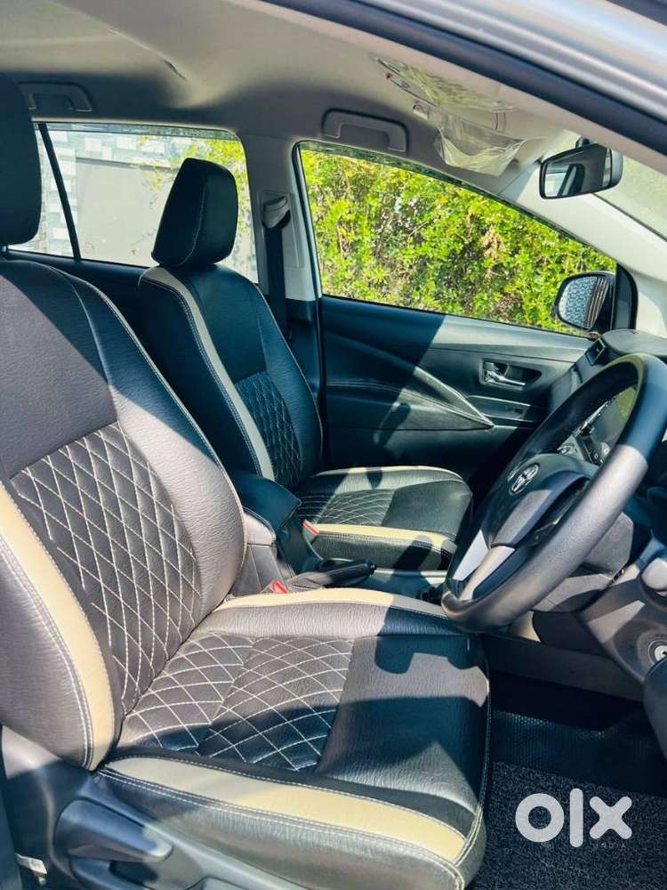 Toyota Innova Crysta 2.4 G Mt, 2024, Diesel