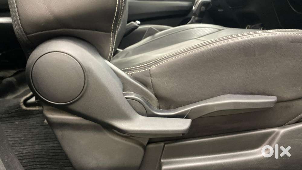 Maruti Suzuki Xl6 Alpha At, 2021, Petrol