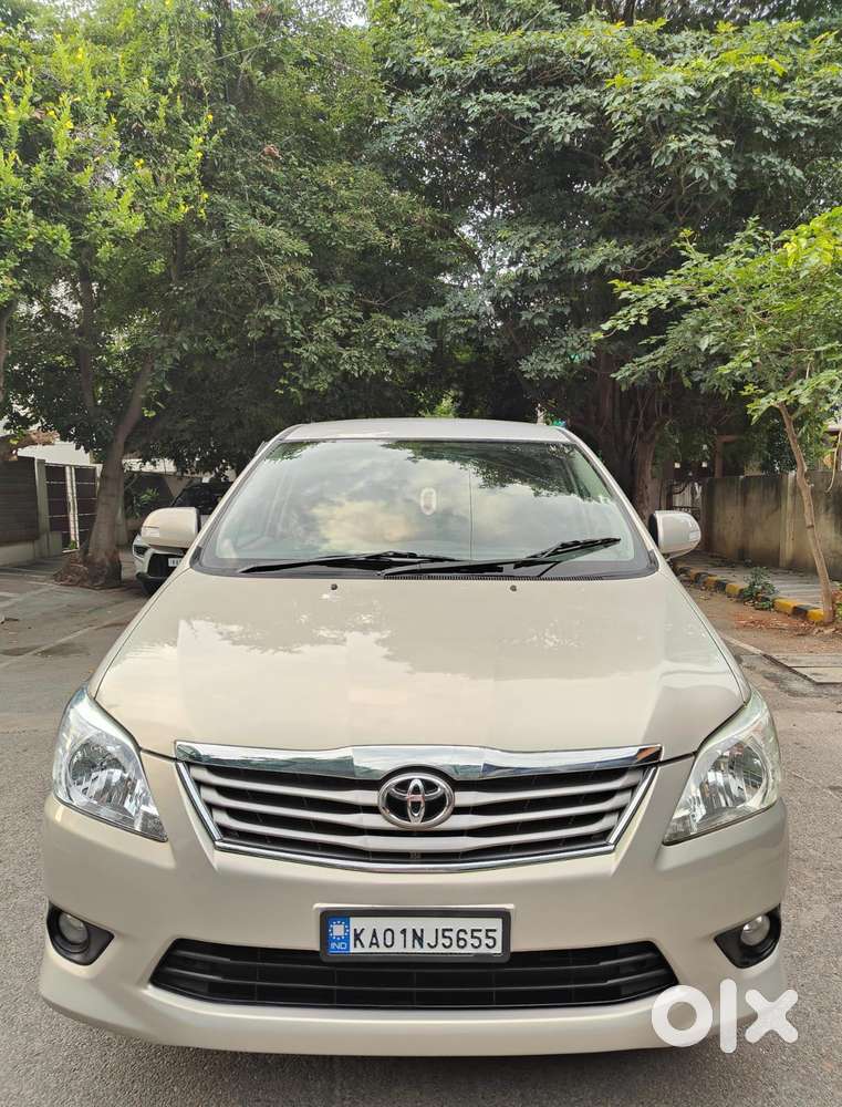 Toyota Innova 2.5 Vx 8 Str Bs-iii, 2012, Diesel