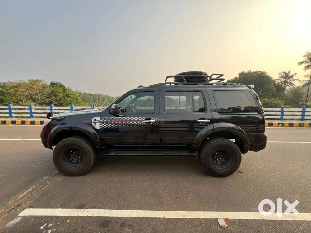 Ford Endeavour 2011 Diesel Well Maintained