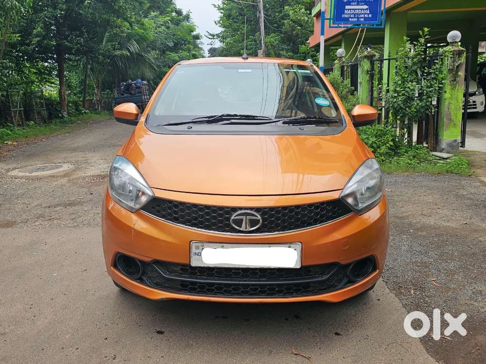 Tata Tiago 1.2 Revotron Xt, 2016, Petrol
