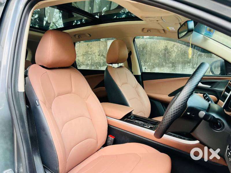 Mg Hector Plus Sharp Pro 1.5 Turbo Petrol Cvt 7 Str, 2023, Petrol