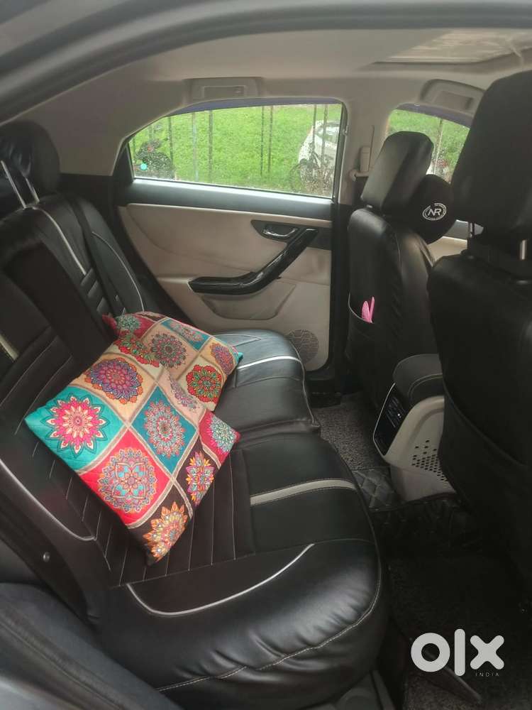 Automatic With Sunroof Nexon Diesel