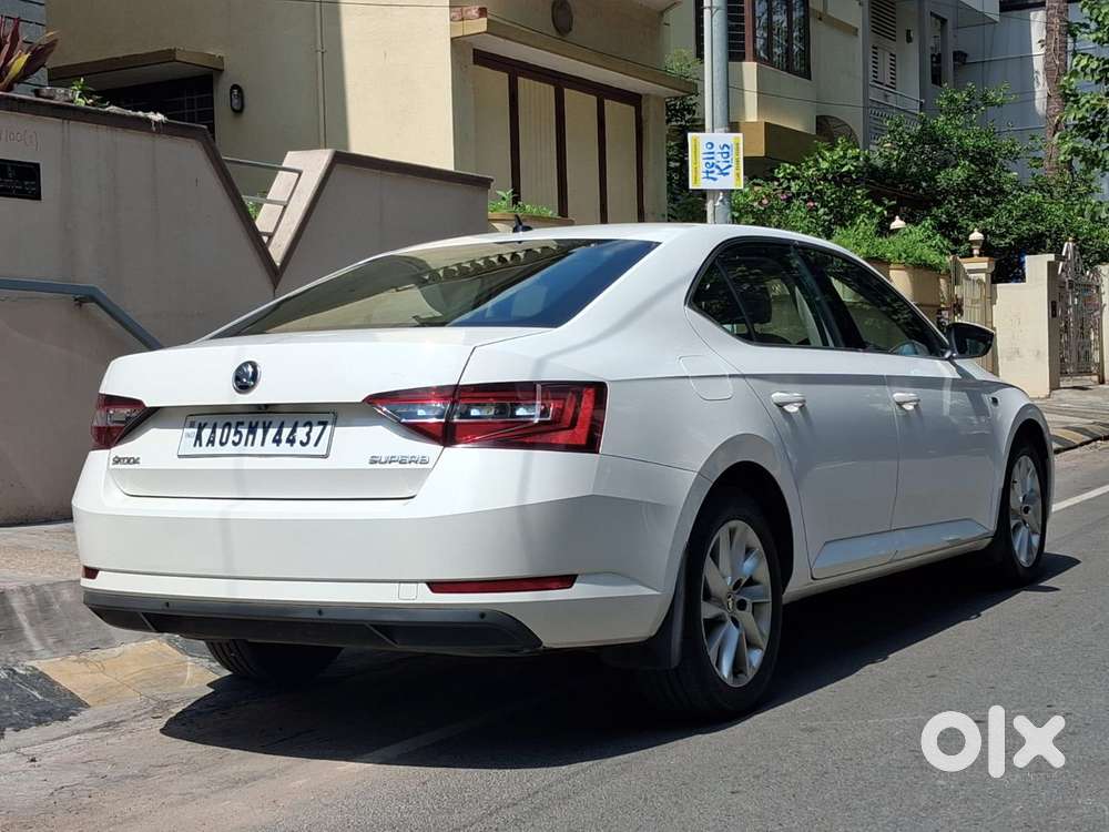 Skoda Superb 2.0 L&k Tsi At, 2018, Petrol