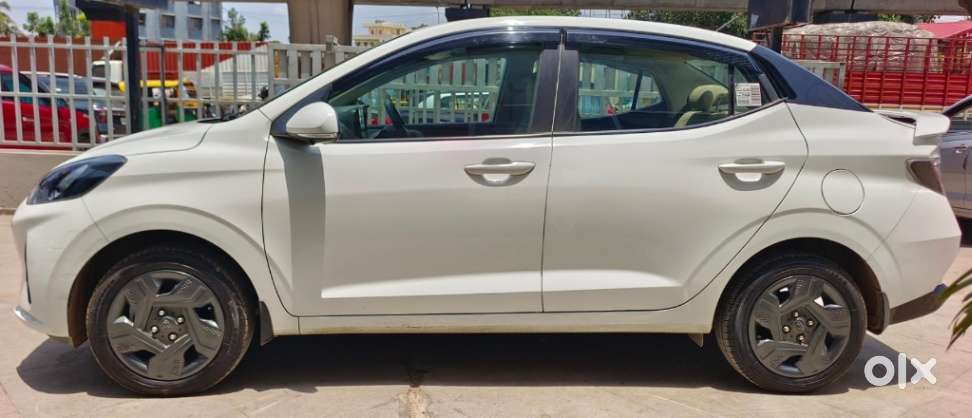 Hyundai Aura 1.2 S Petrol Amt, 2022, Petrol