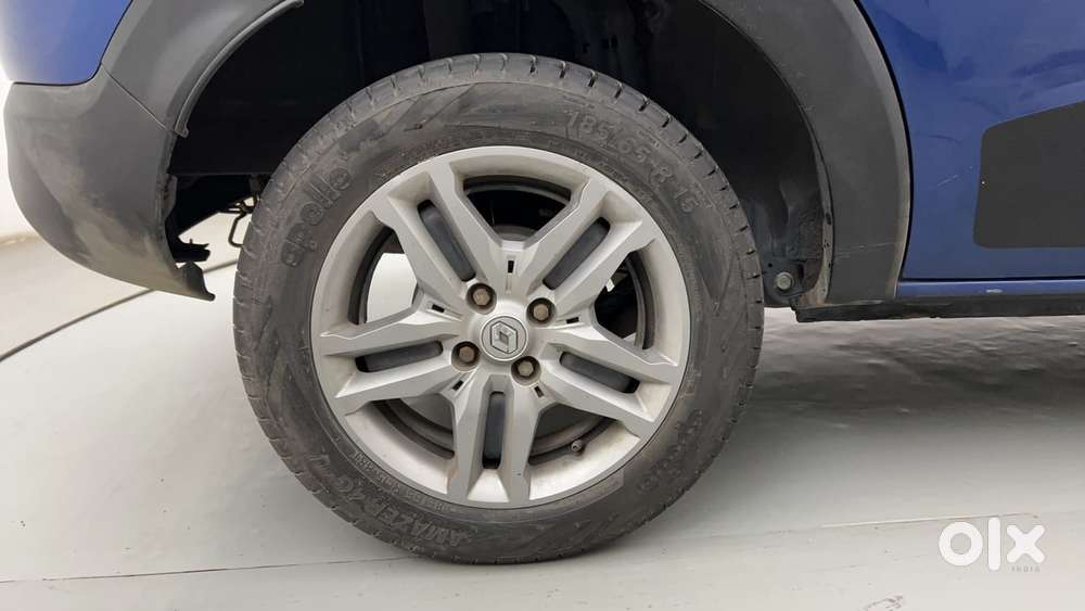 Renault Triber Rxz Easy-r Amt, 2021, Petrol