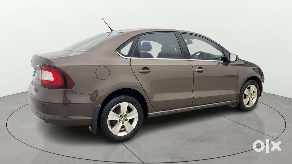 Skoda Rapid 1.0 Ambition Tsi At, 2020, Petrol