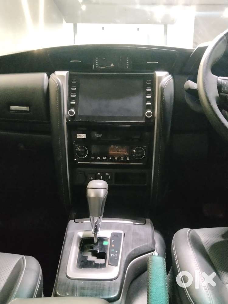 Toyota Fortuner 4x2 At 2.7 Petrol, 2025, Petrol