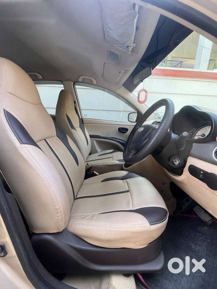 Hyundai I10 Sportz At, 2010, Petrol