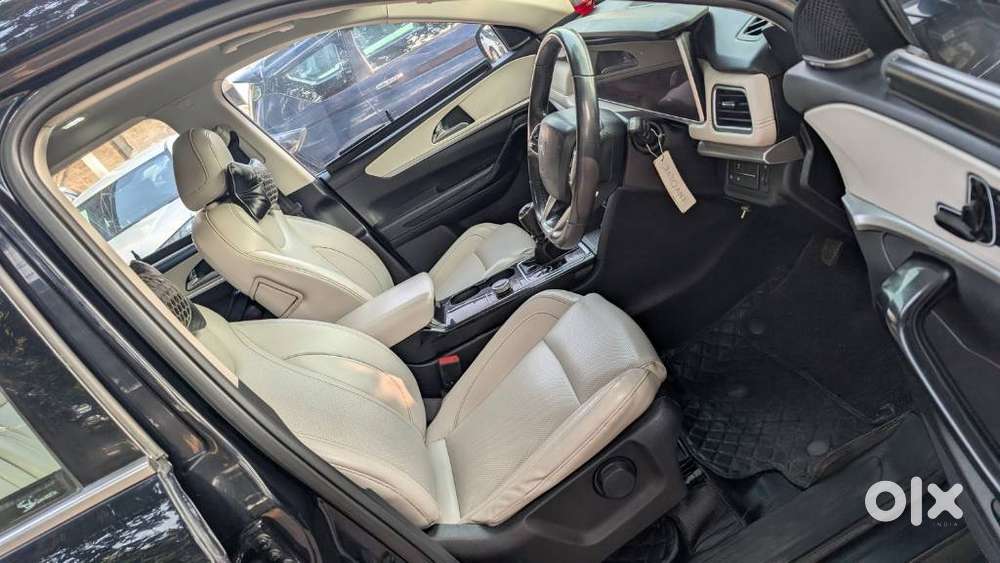Mahindra Xuv700 2.2 Ax 7 Diesel Mt Str, 2023, Diesel