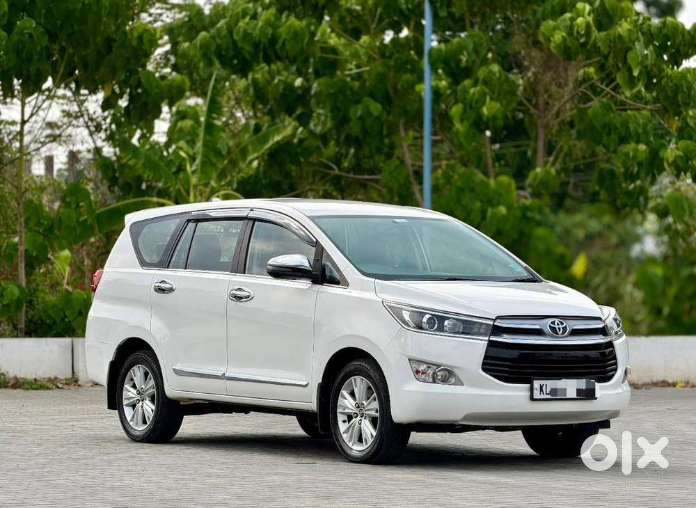 Toyota Innova Crysta 2018