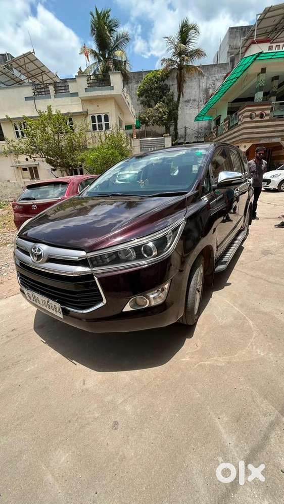 Toyota Innova Crysta 2016 Model Diesel Automatic