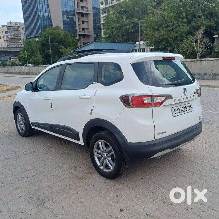 Renault Triber Rxz, 2020, Petrol