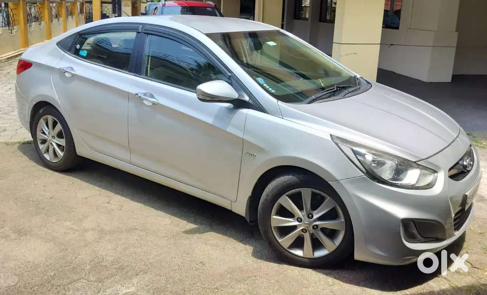 Hyundai Verna 1.6 Sx 2011