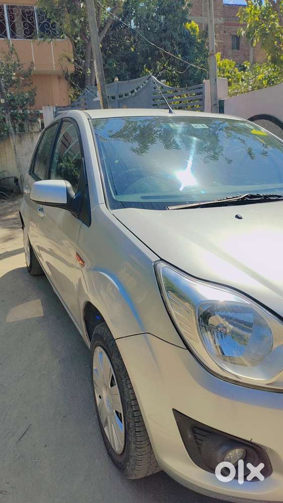 Ford Figo 2015 Well Maintained &ndash; Zxi Diesel, 22+ Mileage