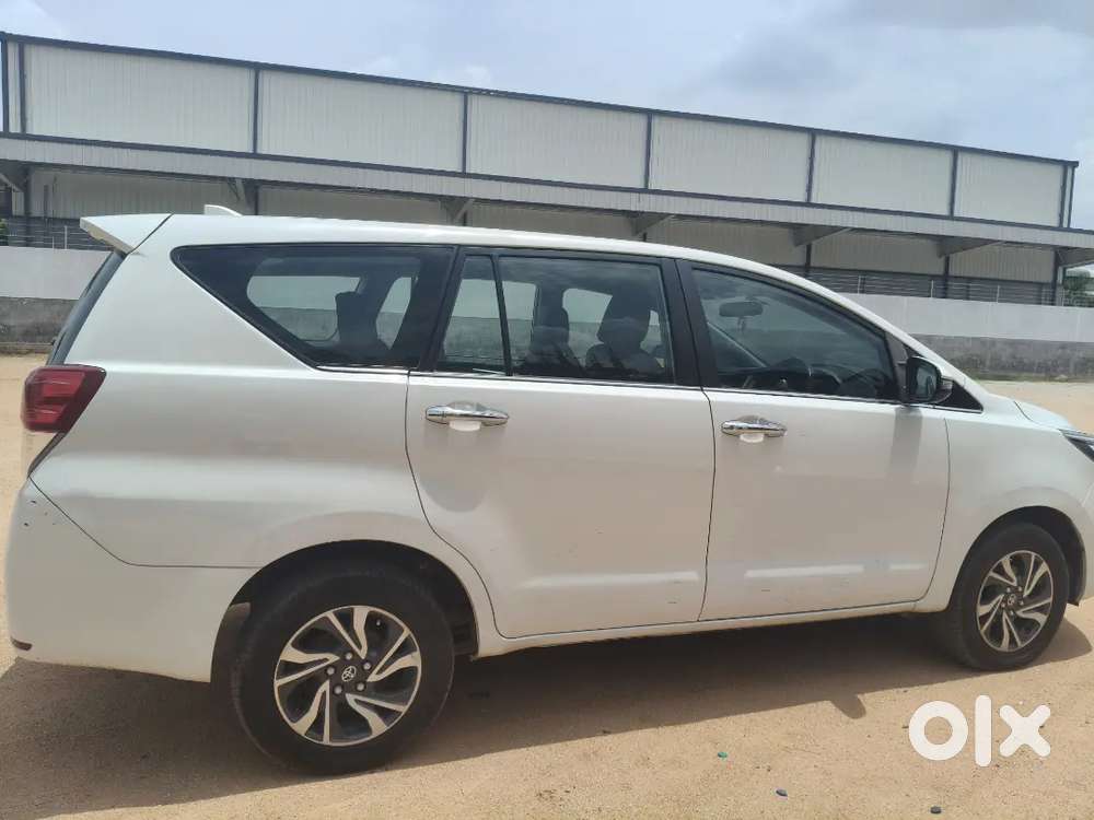 Toyota Innova Crysta 2.4 V 2021 Fancy Number