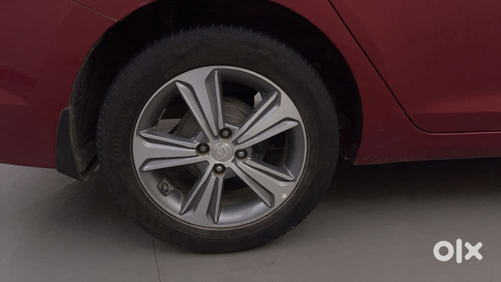 Hyundai Verna [2015-2017] Fluidic 4s 1.6 Crdi Sx (o) At, 2018, Petro..