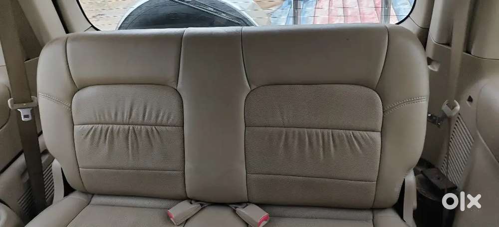 Ford Endeavour Thunder Plus