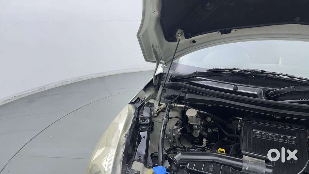 Maruti Suzuki Swift 1.2 Lxi (o), 2016, Petrol