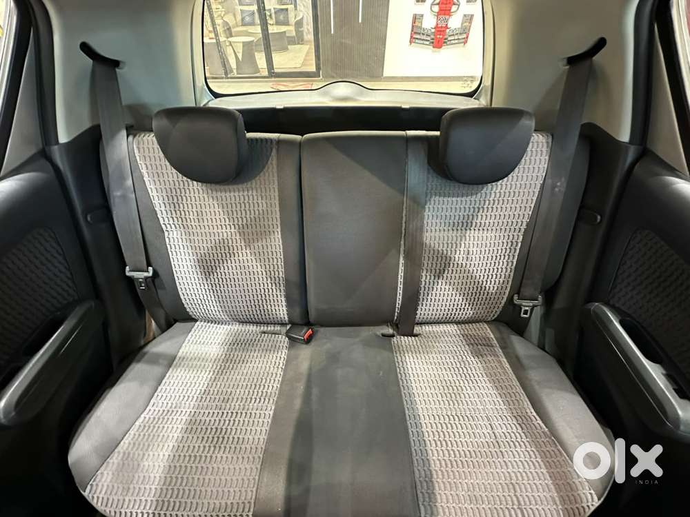 Maruti Suzuki Ritz Vxi, 2015, Petrol