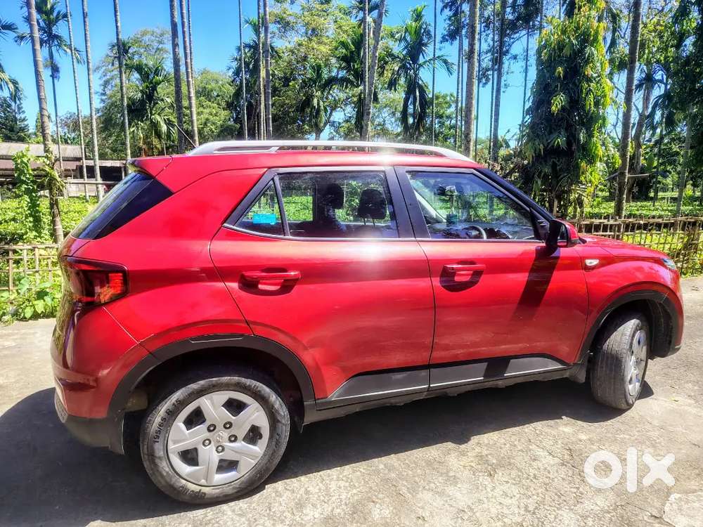 Hyundai Venue Petrol Brand New Condition