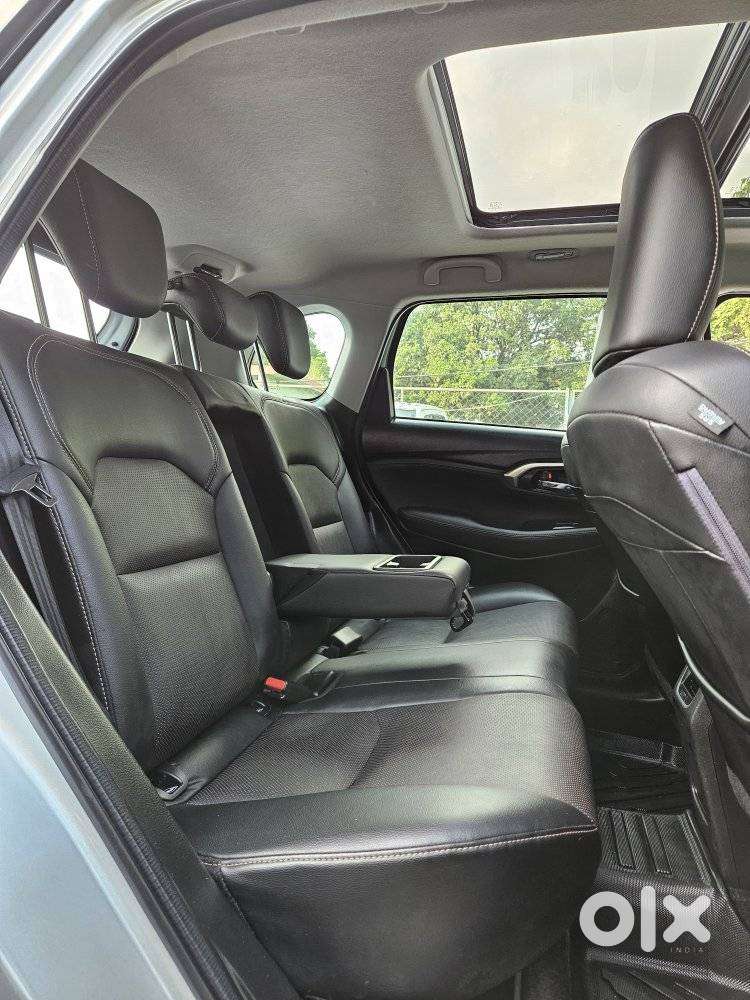 Maruti Suzuki Grand Vitara Alpha Smart Hybrid, 2023, Petrol