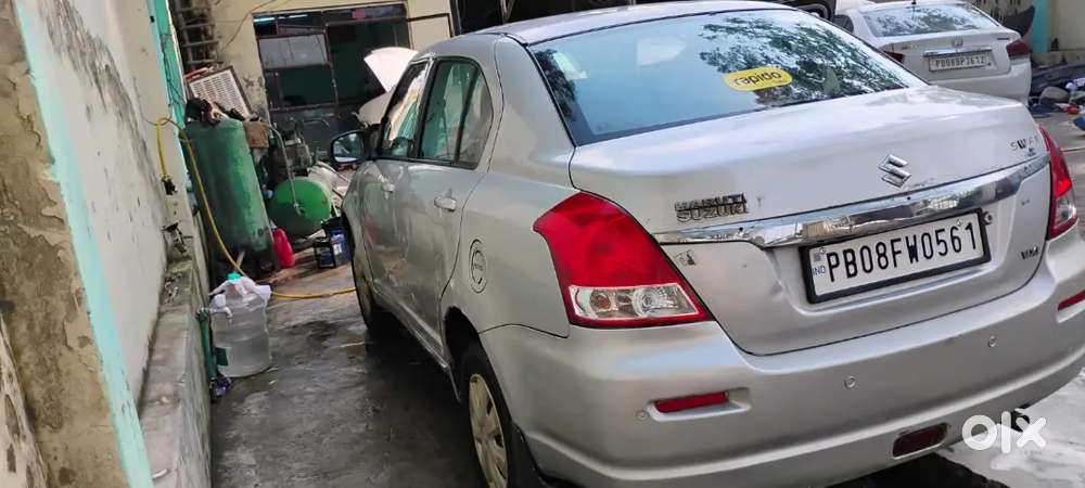 Good Condition Silent Engine Exide New Battery