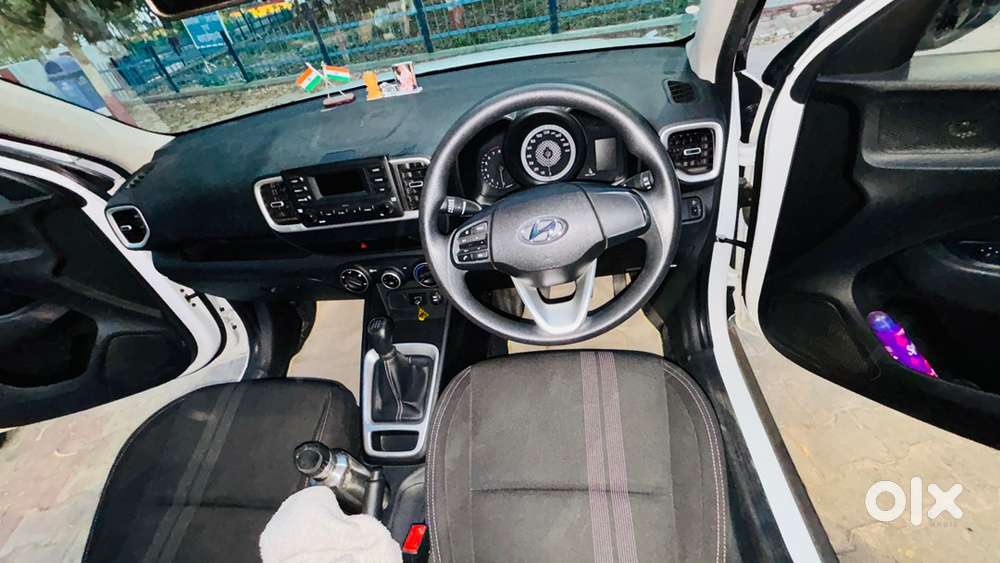 Hyundai Venue Petrol 2021