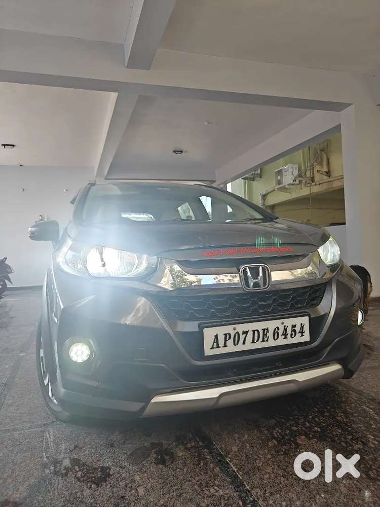 Honda Wr-v 2017 Petrol Good Condition. Contact Me In Olx Chat .