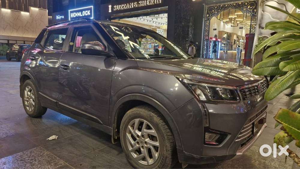 Mahindra Xuv300 W8, 2022, Petrol