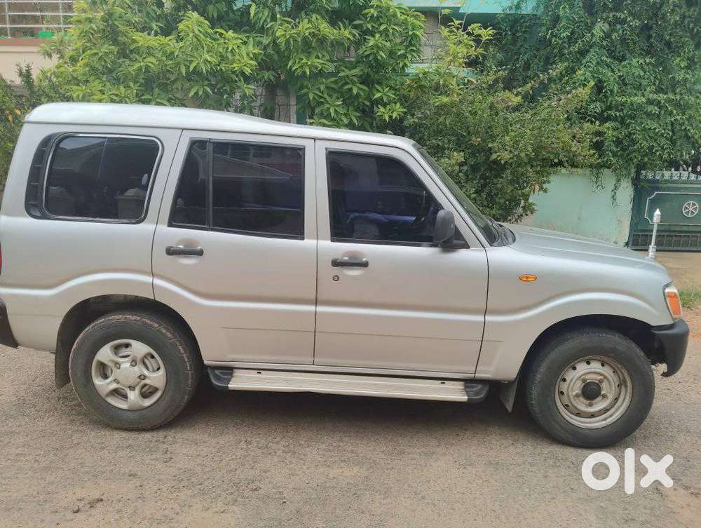 Mahindra Scorpio 2.6 Dx, 2005, Diesel