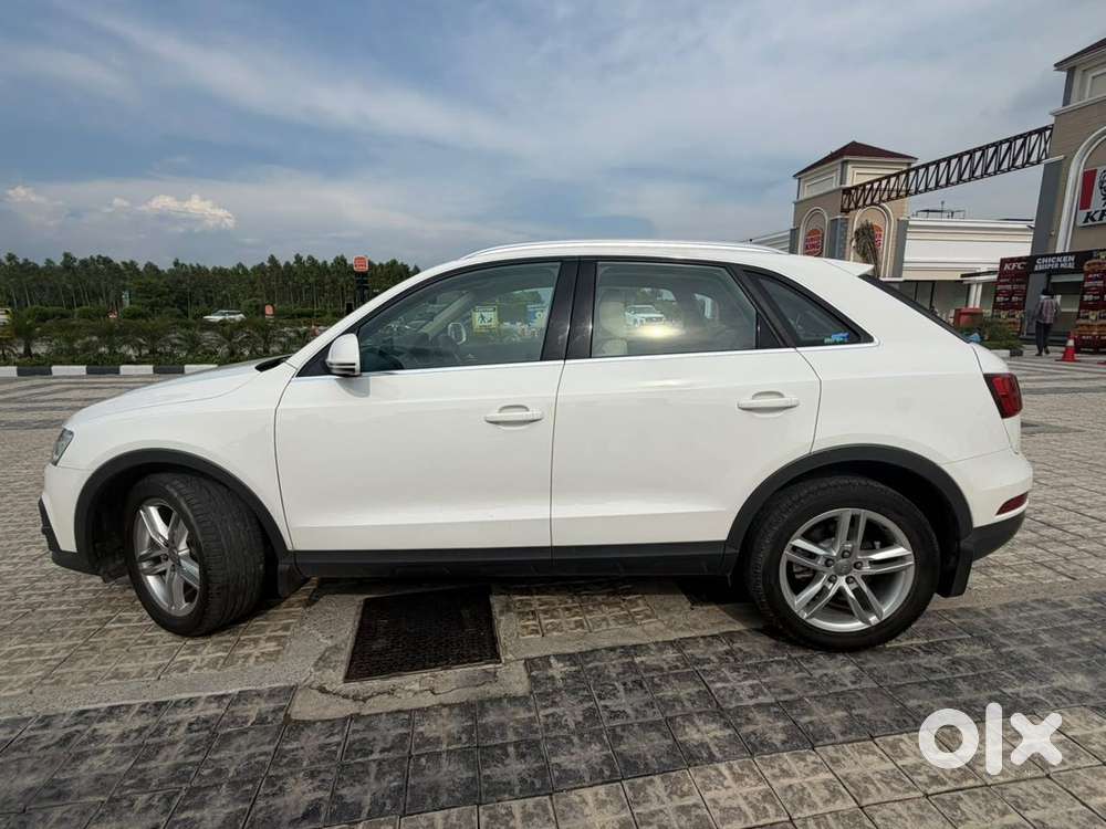 Audi Q3, 2019, Petrol
