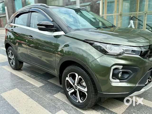 Tata Nexon Amt Xza Plus, 2023, Petrol