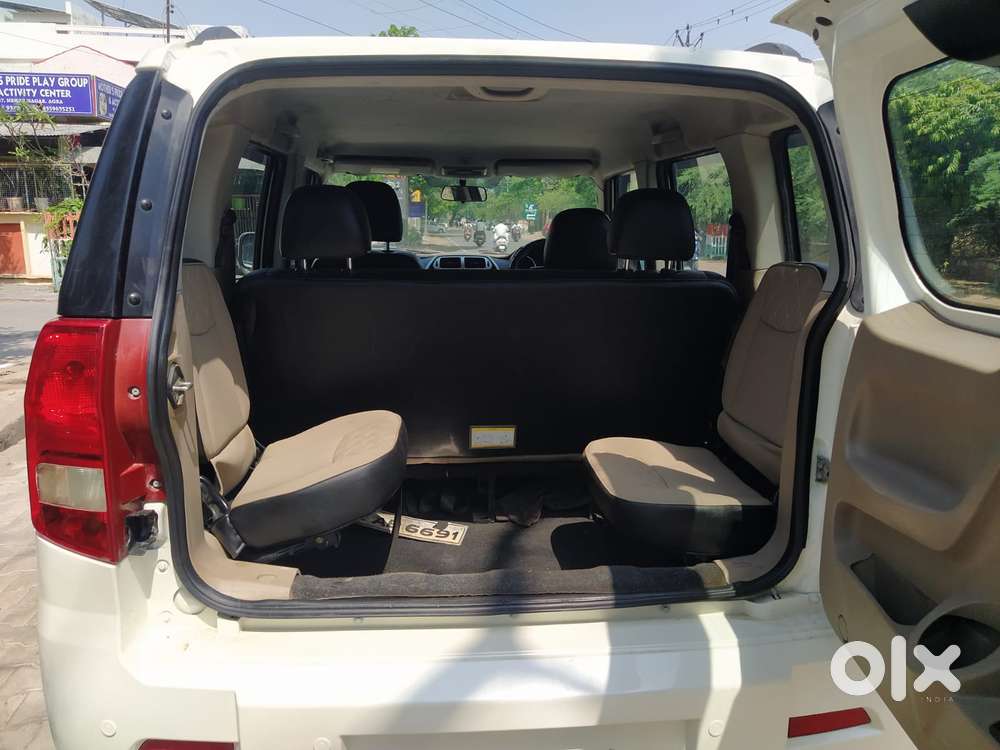 Mahindra Tuv 300 T10, 2018, Diesel