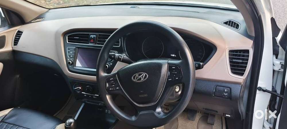 Hyundai Elite I20 Sportz (o) 1.2, 2019, Petrol
