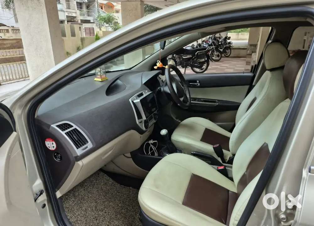 Hyundai I20 2011 Petrol/cng Well Maintained