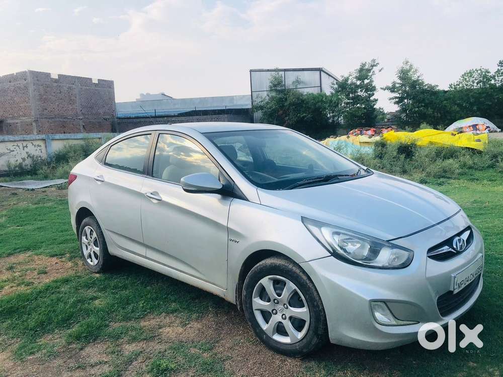 Hyundai Verna Petrol 2013